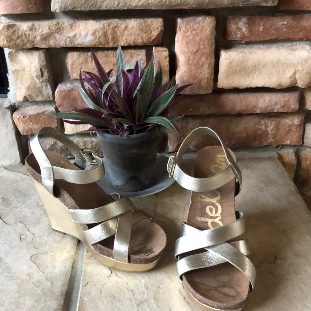 Sam Edelman Gold Wedges